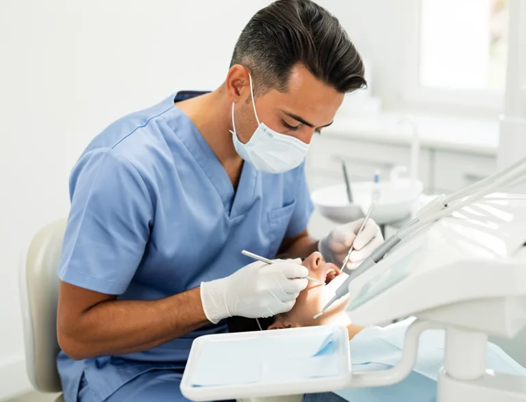 Dentista servizio a Senigallia
